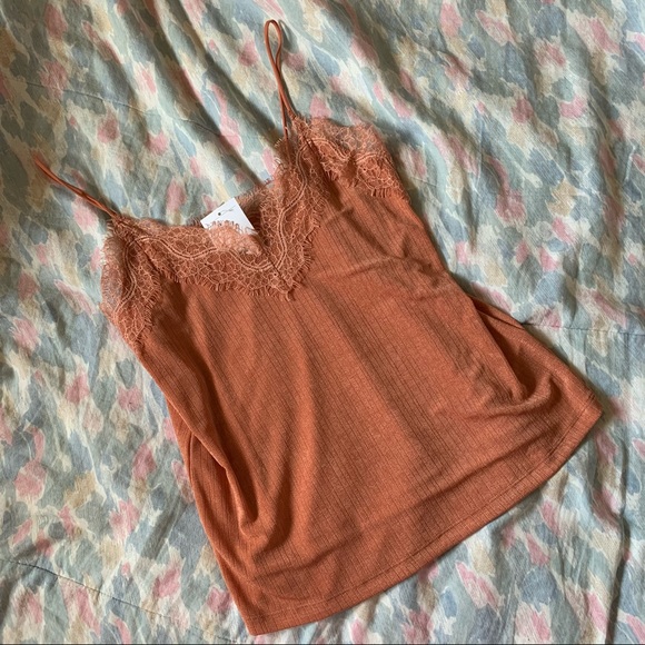 H&M Lace top - Picture 1 of 3